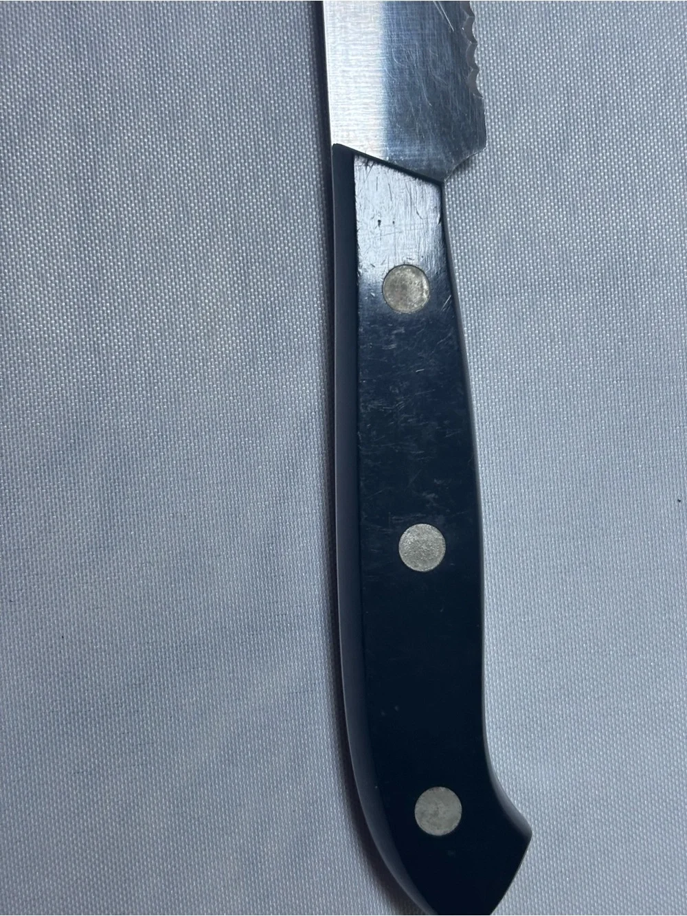 Zwilling JA Henckels 5 Inch Serrated Utility Knife Friodur 31608-130 Germany